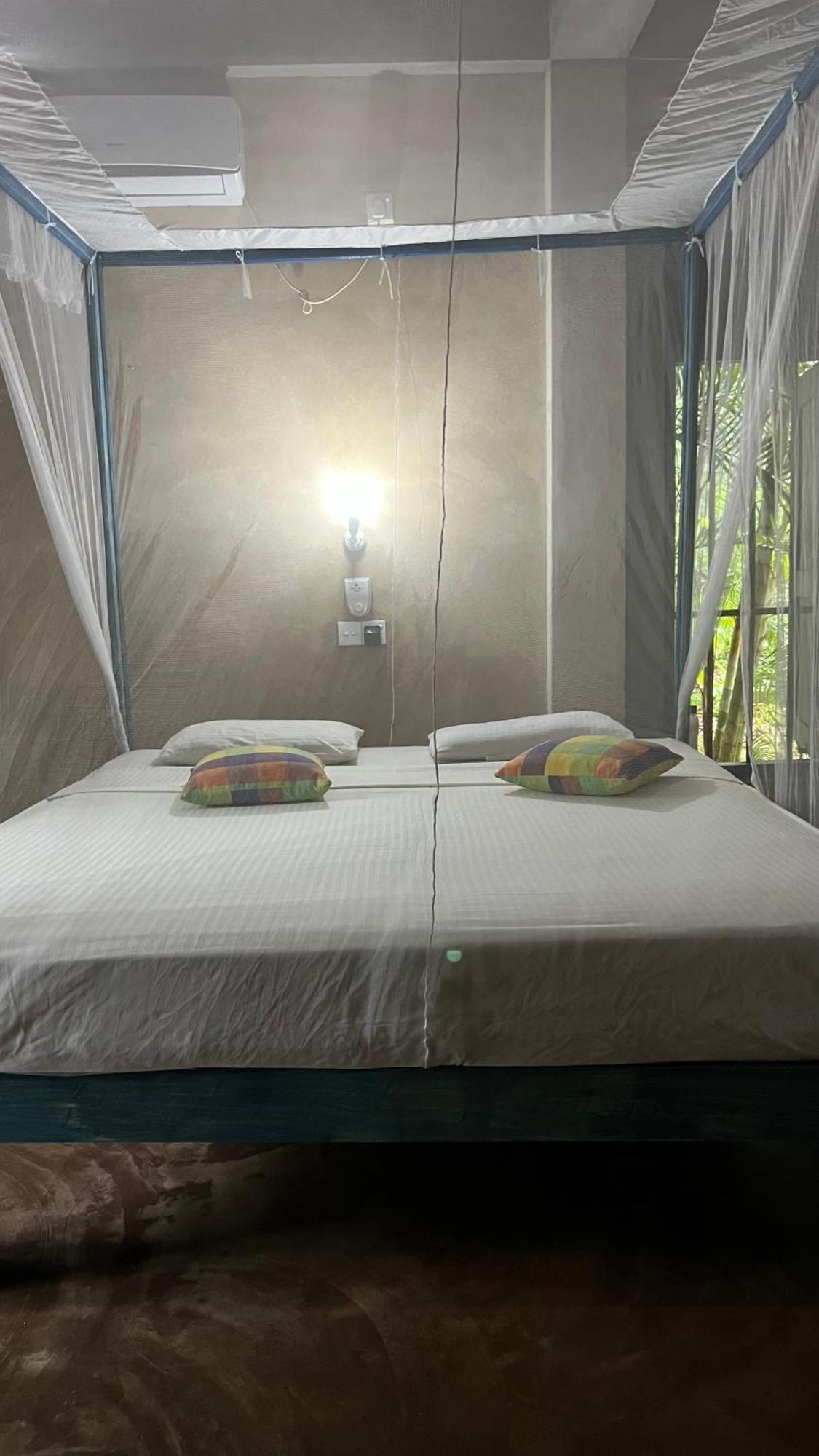 Kataragama Homestay Buitenkant foto