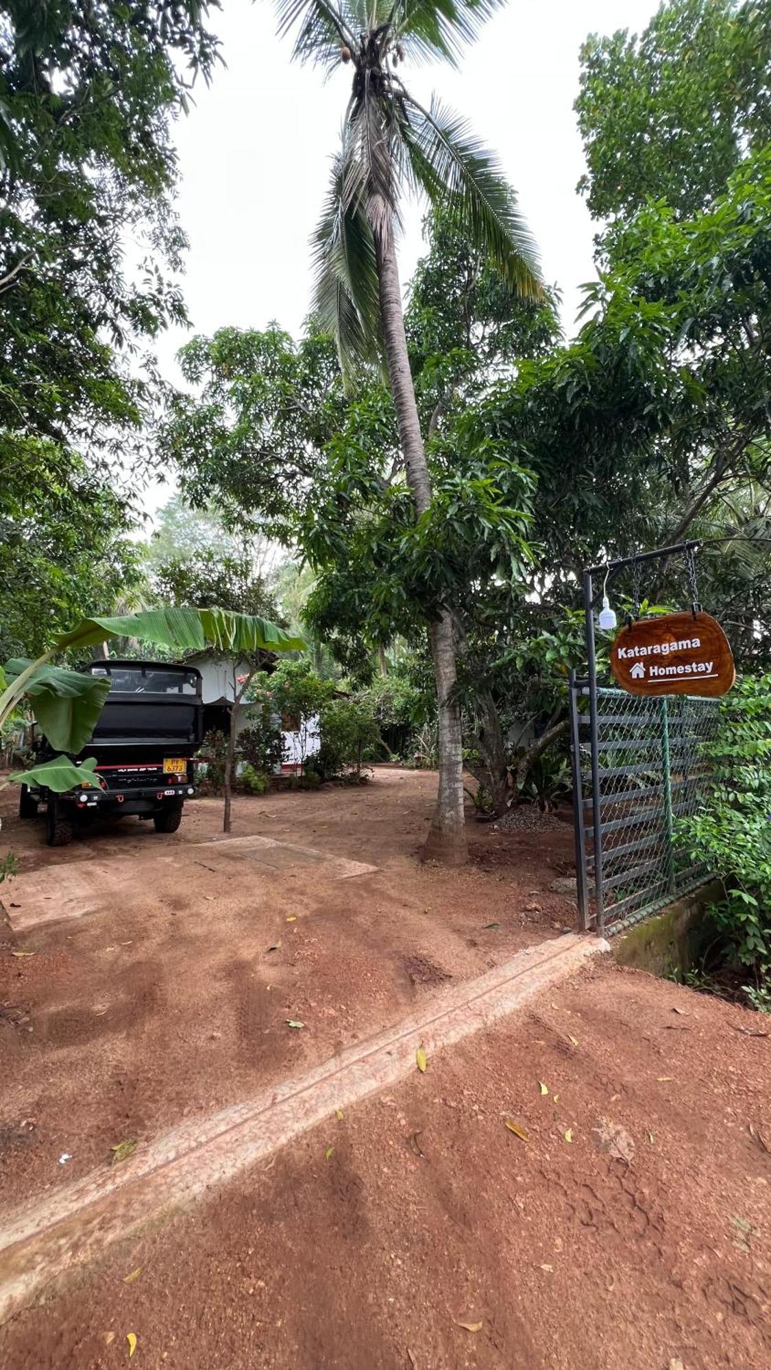 Kataragama Homestay Buitenkant foto