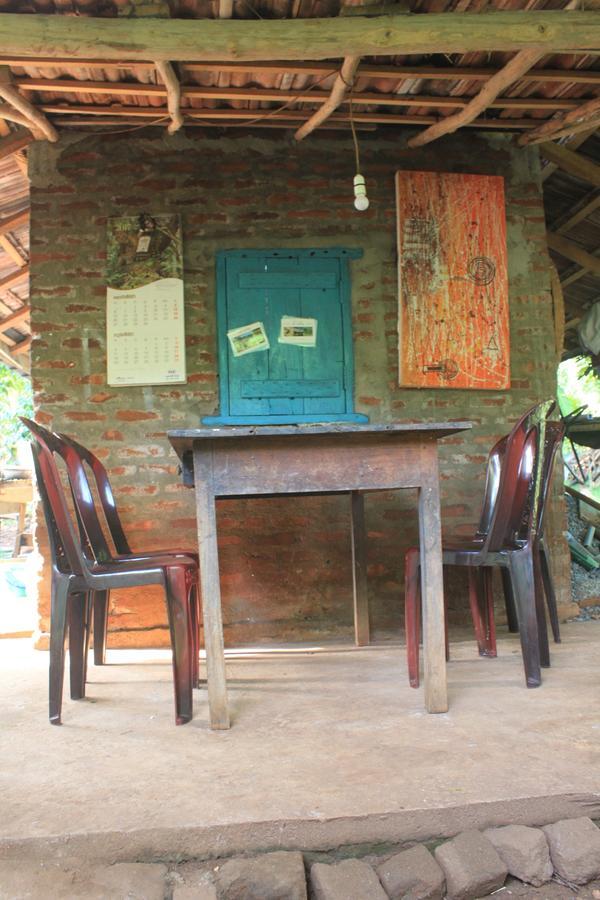 Kataragama Homestay Buitenkant foto